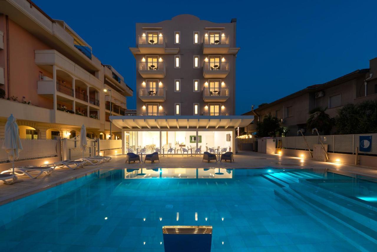 Hotel Carducci Tortoreto Exterior photo
